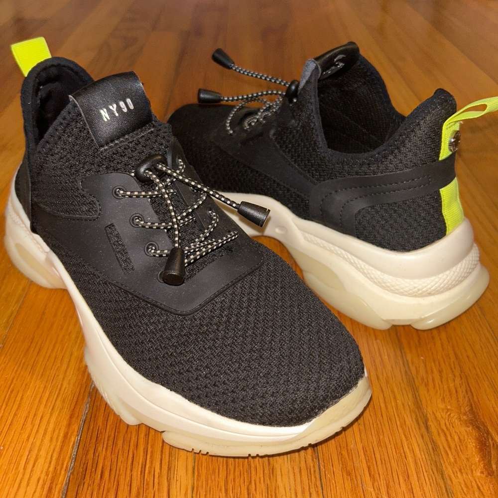 Black Steve Madden Athletic Shoes